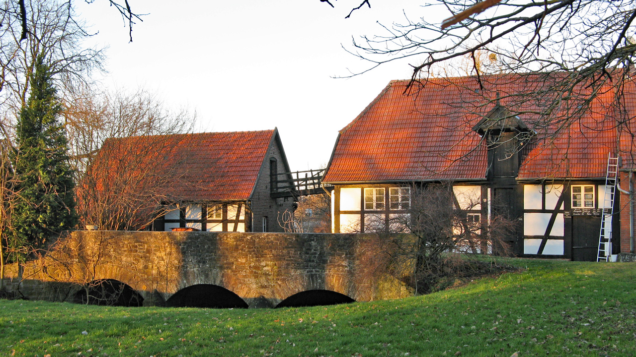 Ellerburger Mühle (Foto Ingo2802, CC BY-SA 3.0, https://commons.wikimedia.org/w/index.php?curid=5914752)